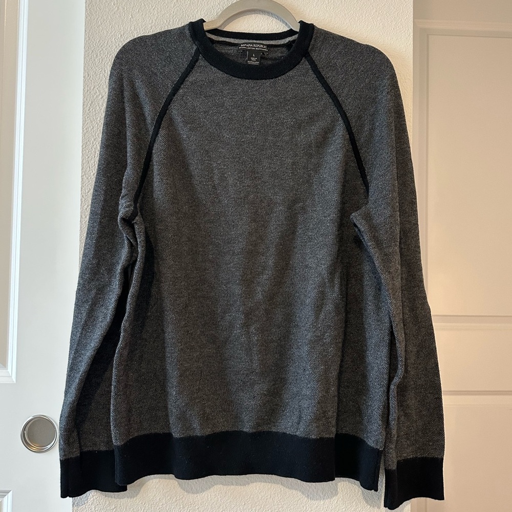 Banana Republic Cashmere Blend Sweater